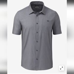 Short sleeve dress shirt